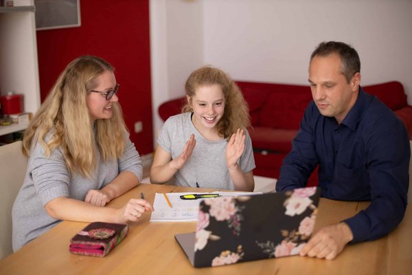 Comment suivre la scolarité de votre enfant dans un lycée ?